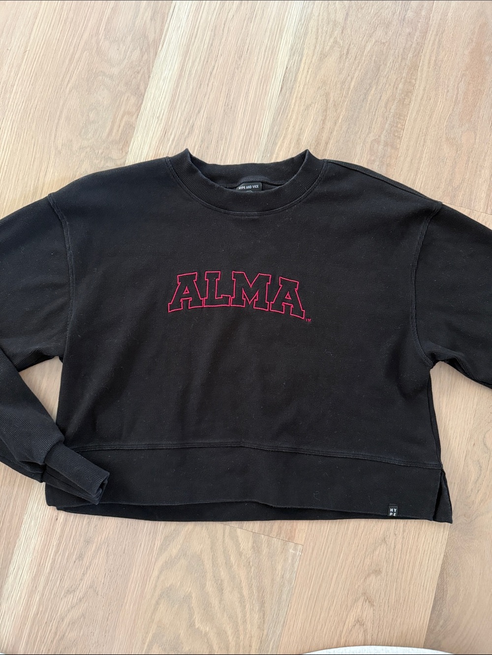 Hype and Vice Alma College Black Ribbed Cropped Sweatshirt Size XS
